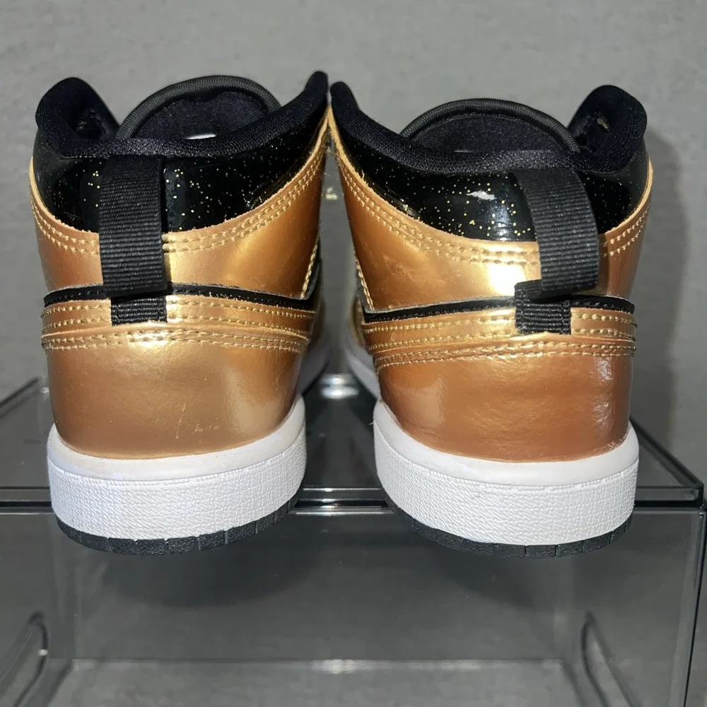 Nike Air Jordan 1 Mid SE Sneakers Youth 3Y Black Gold Metallic Shoes DR6968-071